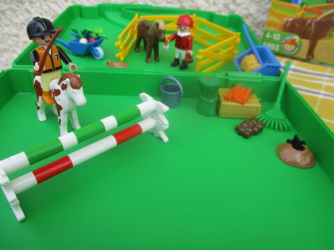 Playmobil Transportable : R�f 5893 - Neuf 14 La Fert�-Alais (91)