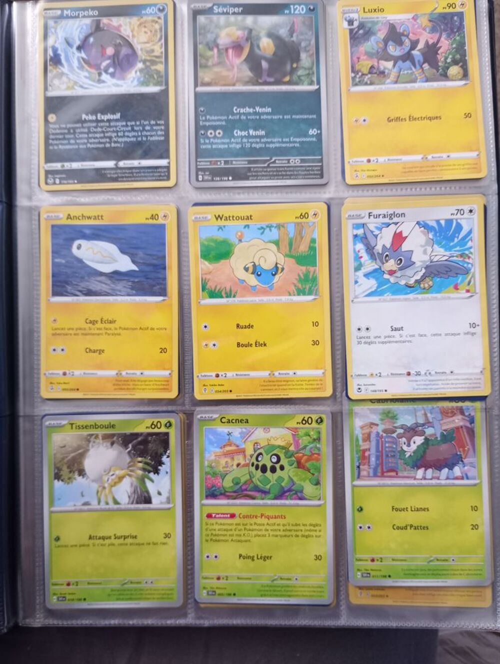 album de 180 cartes Pok&eacute;mon Jeux / jouets