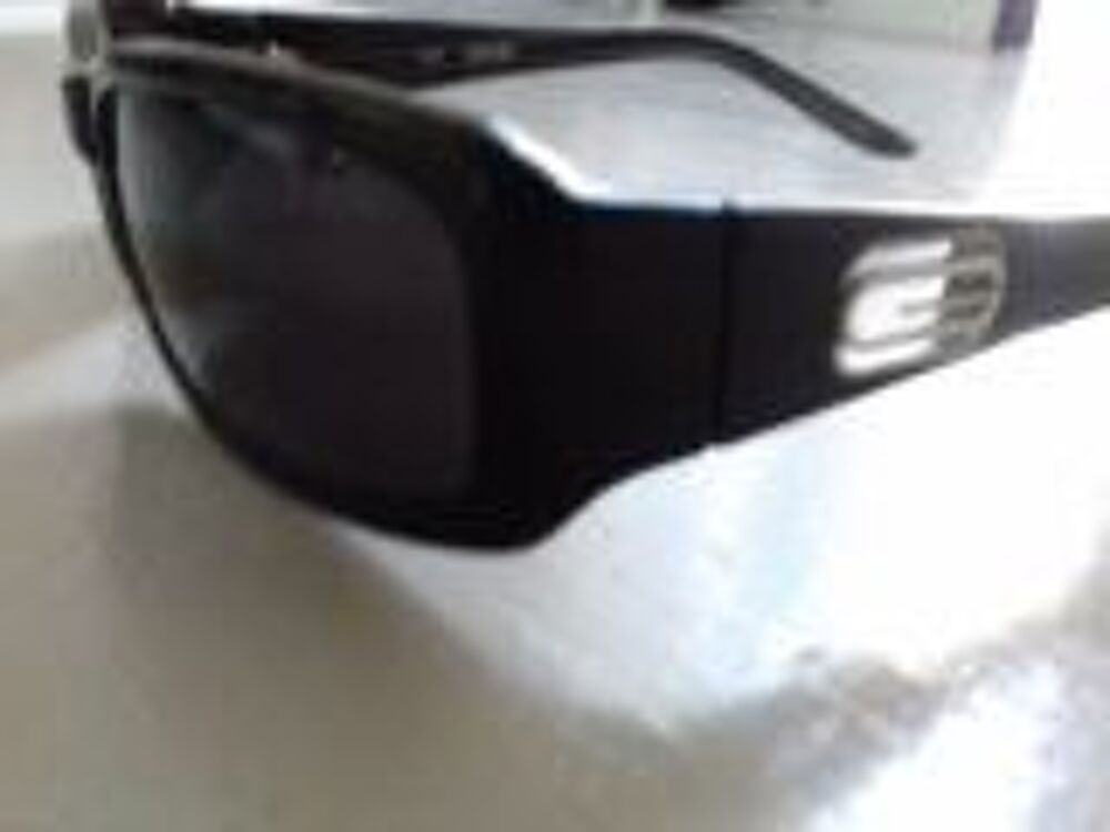 lunette guess Bijoux et montres