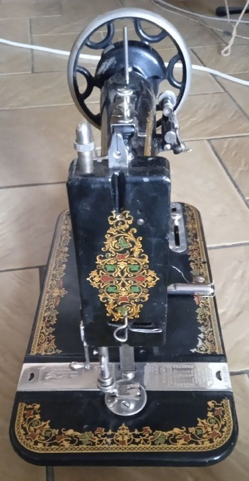 Machine a coudre vintage NEW HOME 