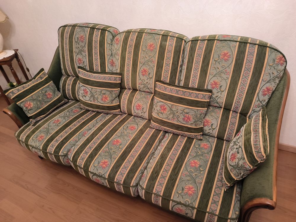 Canap&eacute; et fauteuil style louis Phillipe sign&eacute; Meubles