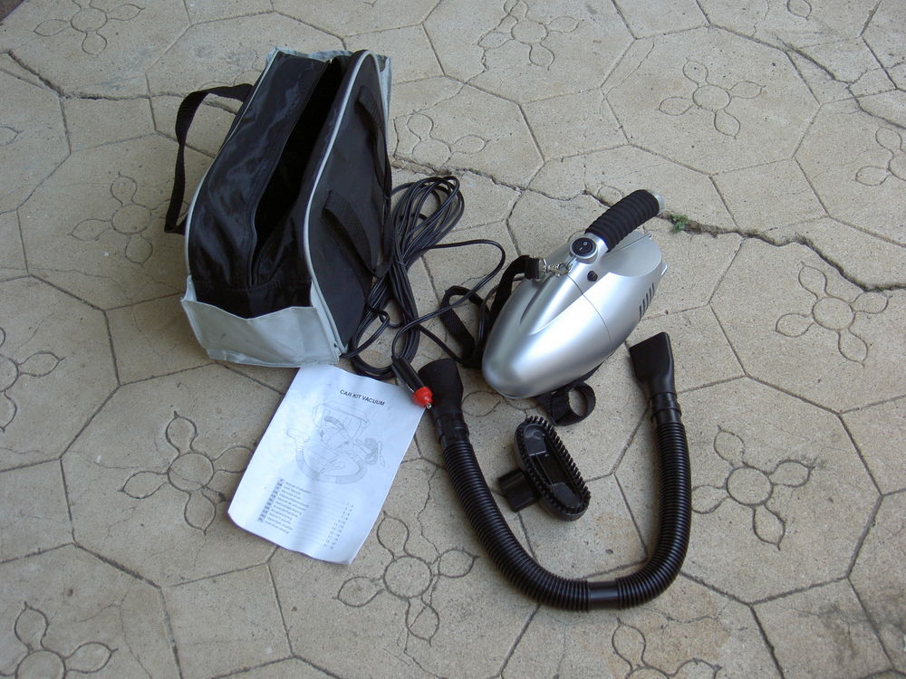 Mini aspirateur de voiture. Electroménager