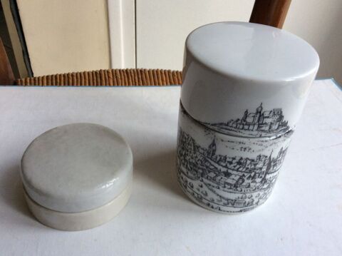 Pots ronds couverts pour poudre ou crme porcelaine 20 Gif-sur-Yvette (91)