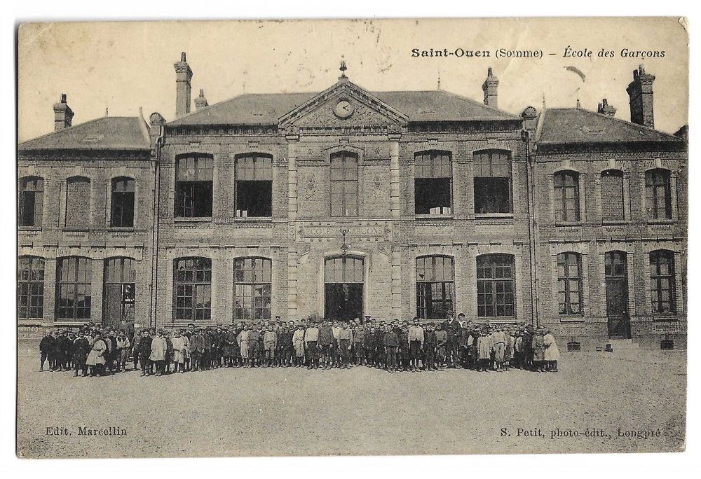 Cpa du 80 - SAINT OUEN &eacute;cole des gar&ccedil;ons . 