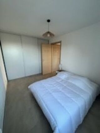  Appartement à louer 2 pièces 45 m²