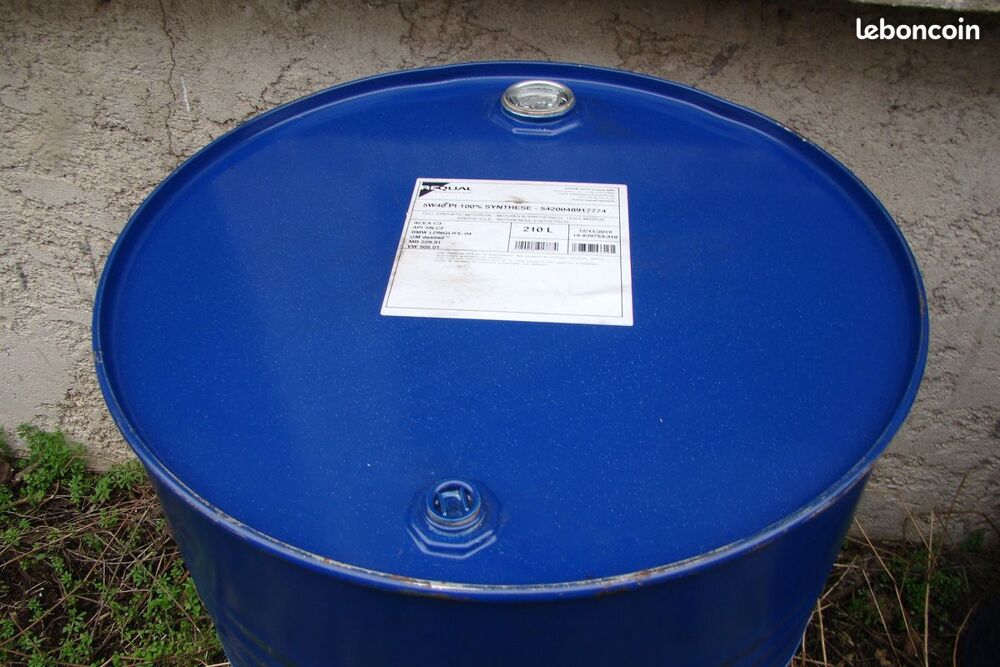 F&ucirc;t / bidon m&eacute;tallique Requal 210 litres
Bricolage