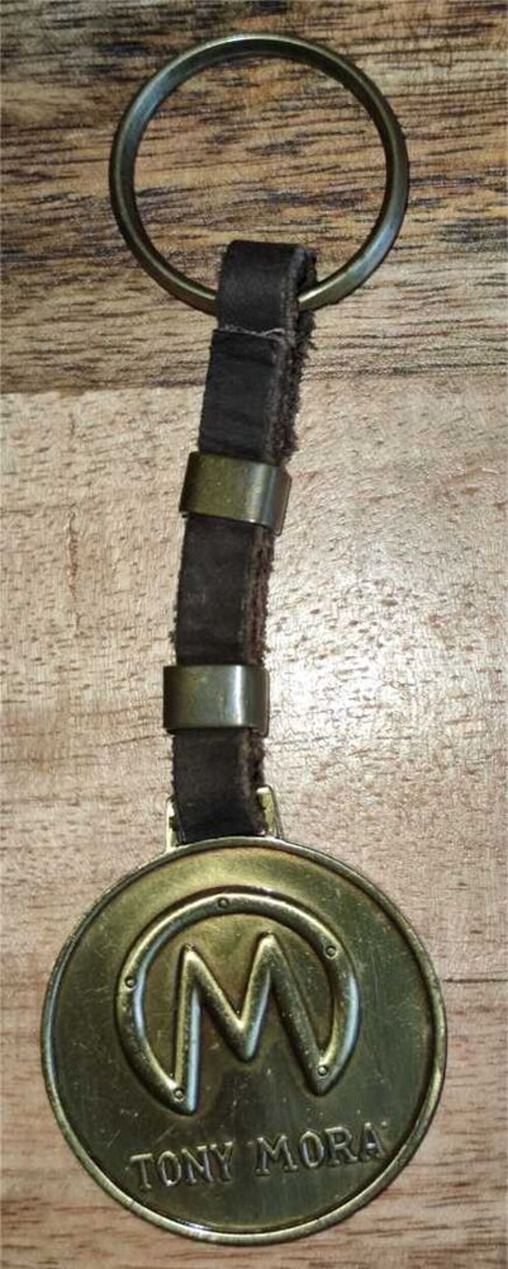 Porte-cl&eacute; Tony Mora 