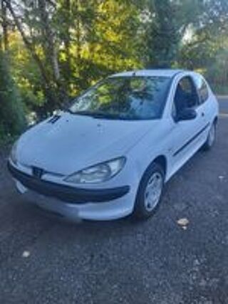 206 1.4i XR Pr&eacute;sence A 2000 occasion 12330 Marcillac-Vallon