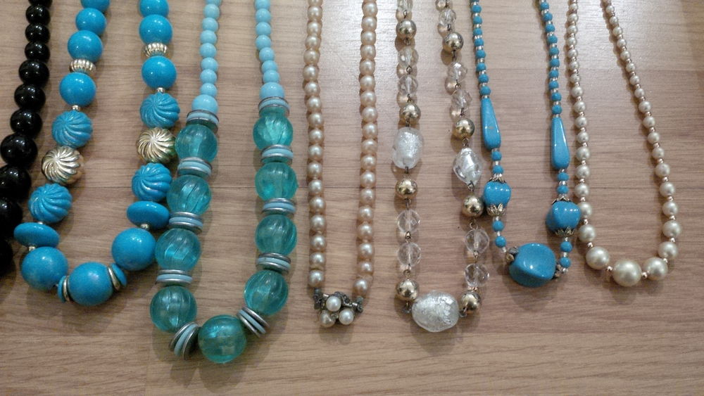 Lot bijoux collier vintage Bijoux et montres