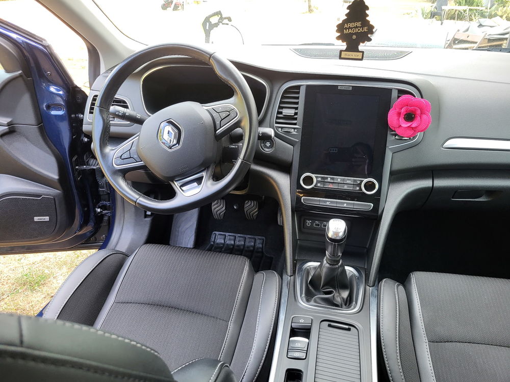 Megane IV M&eacute;gane IV Berline Blue dCi 115 Business Intens 2021 occasion 85700 La Meilleraie-Tillay