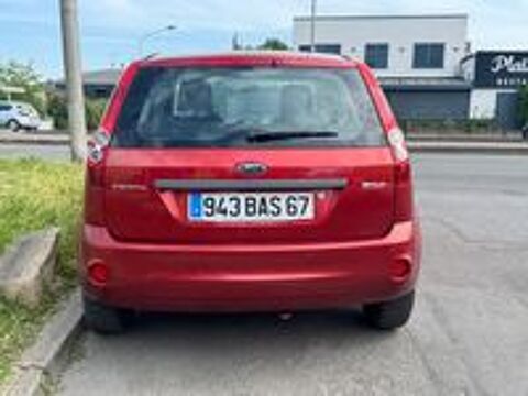 Fiesta 1.4i Ghia 2008 occasion 94000 Cr&eacute;teil