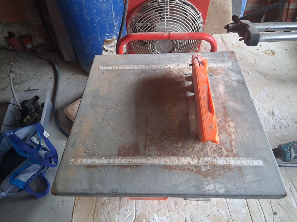 Outillage carreleur pro Bricolage