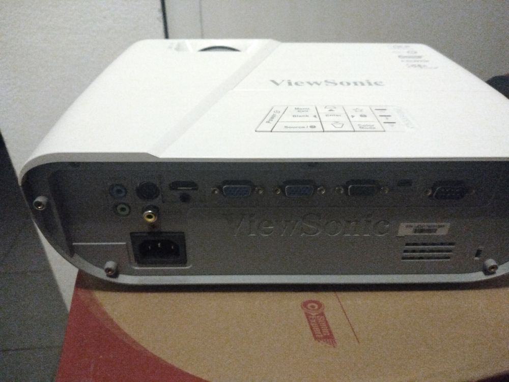 Vid&eacute;o projecteur Viewsonic PJD5353Ls Photos/Video/TV