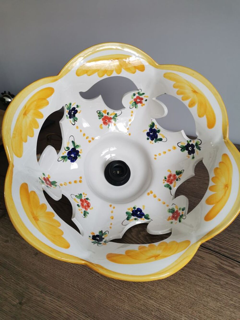 Lustre cuisine style provencal
Décoration