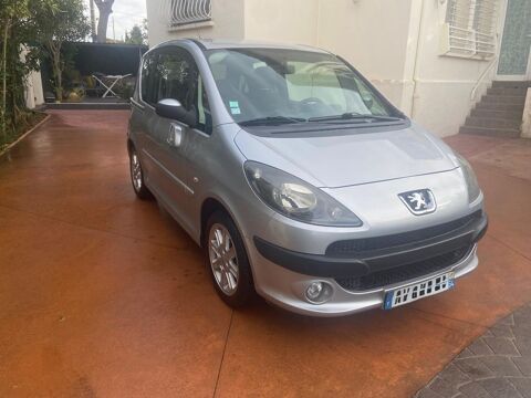 Peugeot 1007 1.6 HDi 16V 110ch FAP BLUE LION Sporty 2008 occasion Marseille 13006