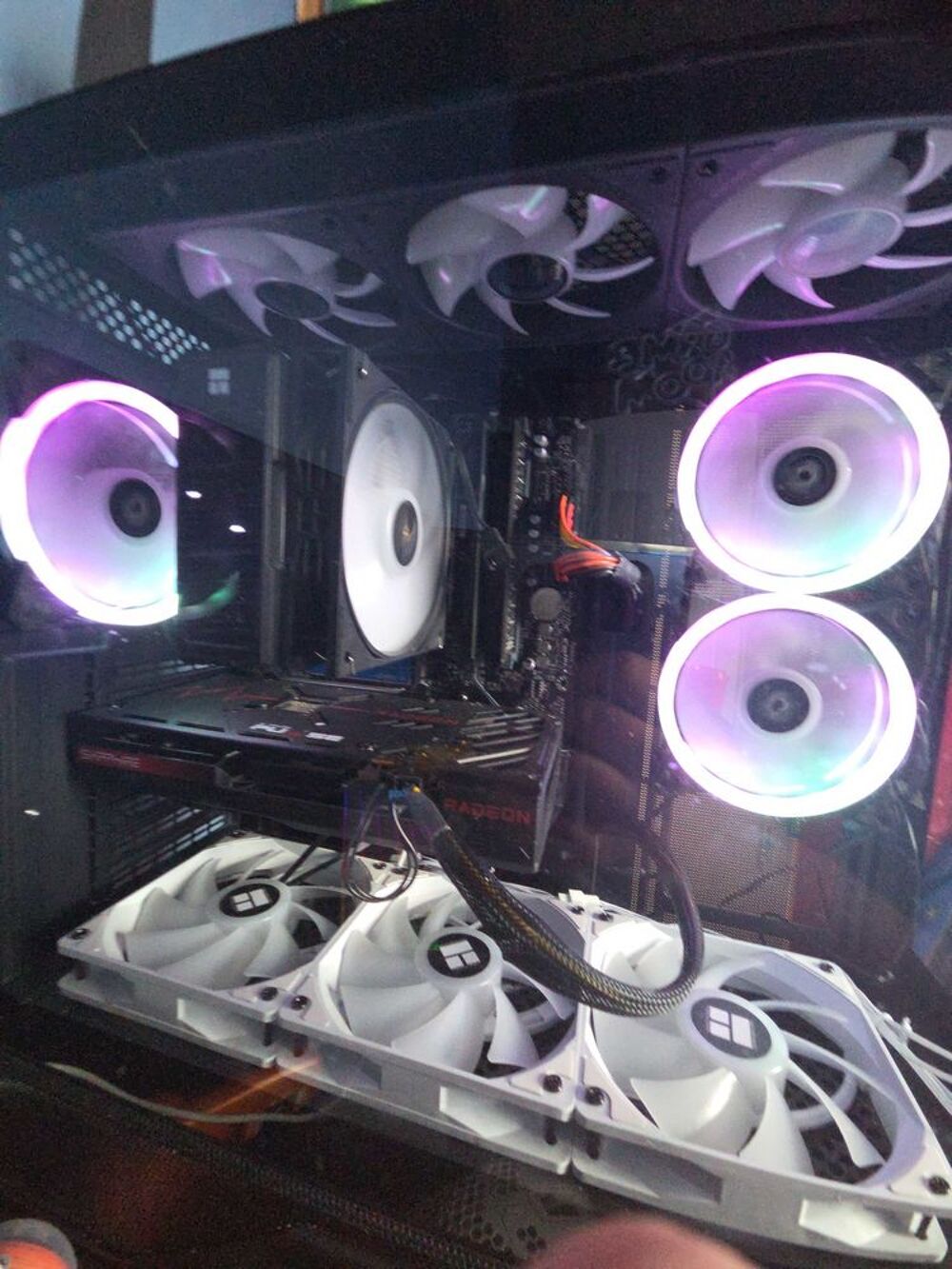 pc fixe Consoles et jeux vidéos
