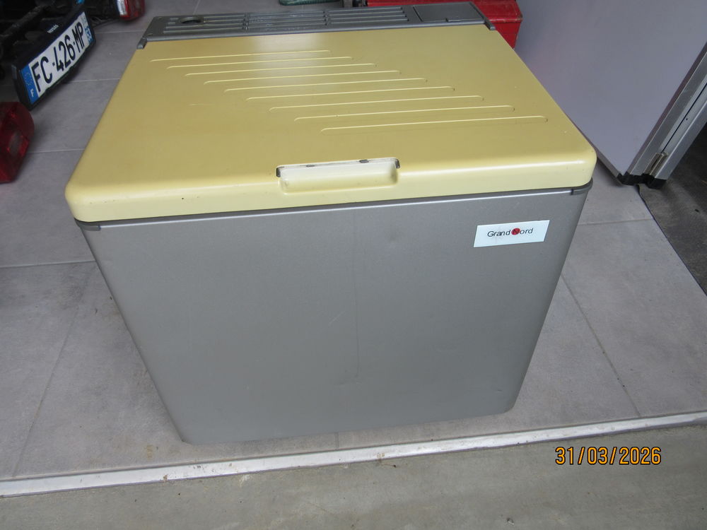 GLACIERE COFFRE Bricolage