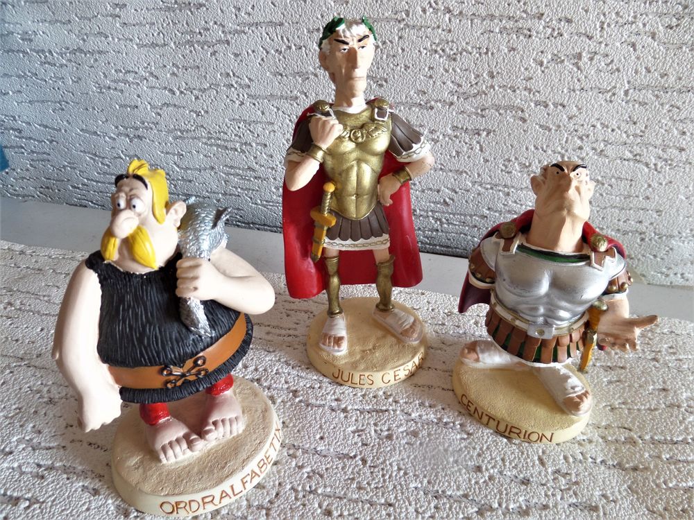 figurines ASTERIX 