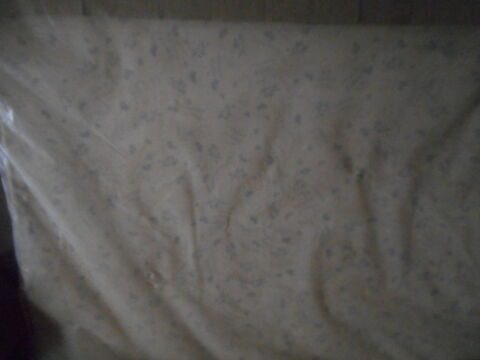 un sommier neuf marque DUNLOPILLO 100 Mantes-la-Jolie (78)