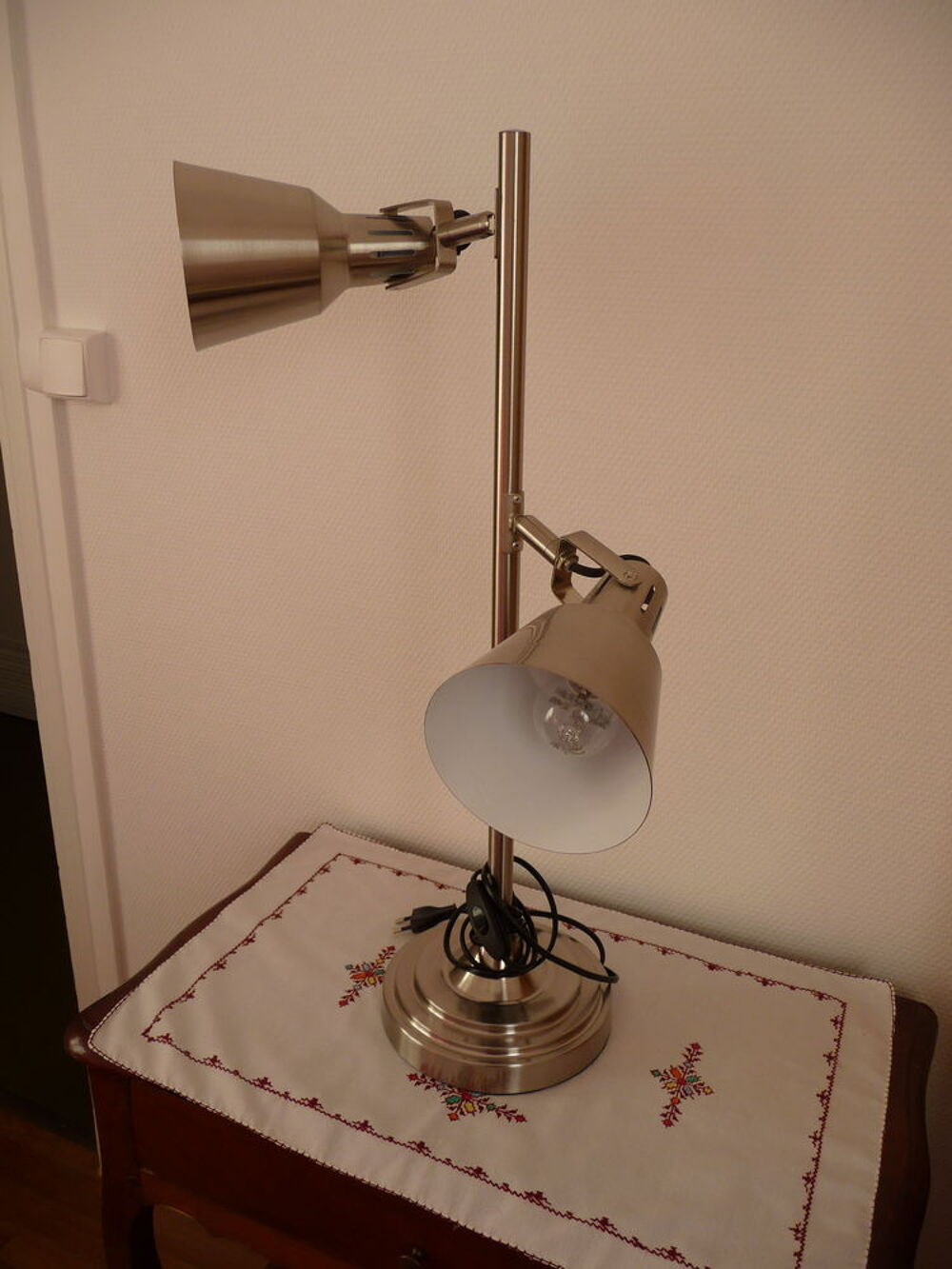 lampe &agrave; poser sur support Dcoration