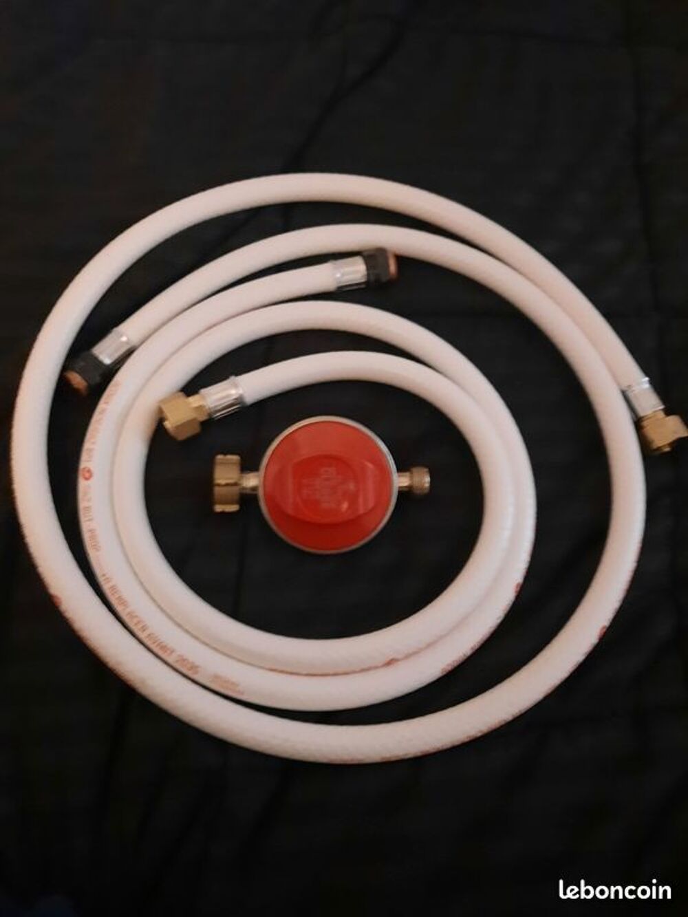 D&eacute;tendeur gaz propane et 2 flexibles Bricolage