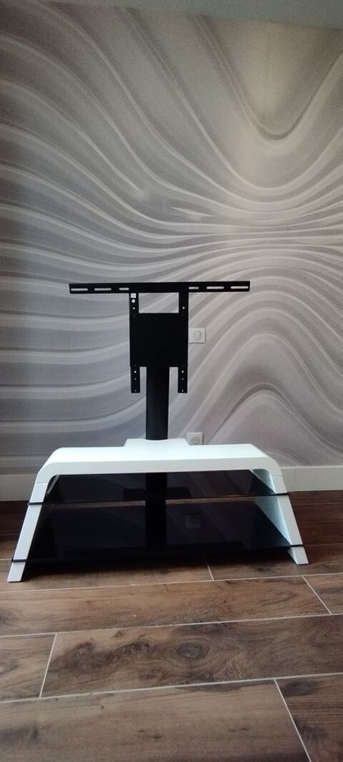  Meuble vido de marque ATECA
80 La Rochelle (17)