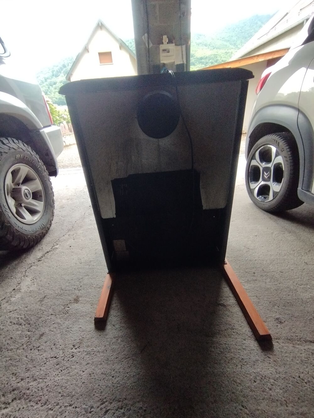 Po&ecirc;le a bois supra Bricolage