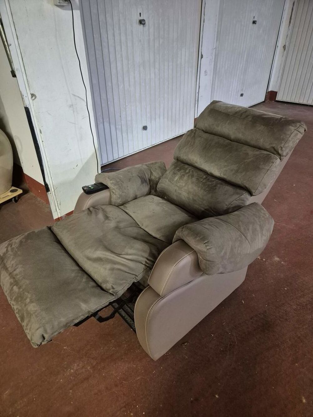 Fauteuil &eacute;lectrique Meubles