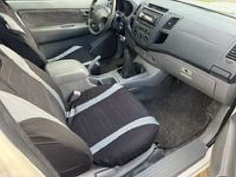 Hilux 2 Roues Motrices Pick-up 2.5L D4D 2WD King cab 120ch 2008 occasion 83830 Bargemon