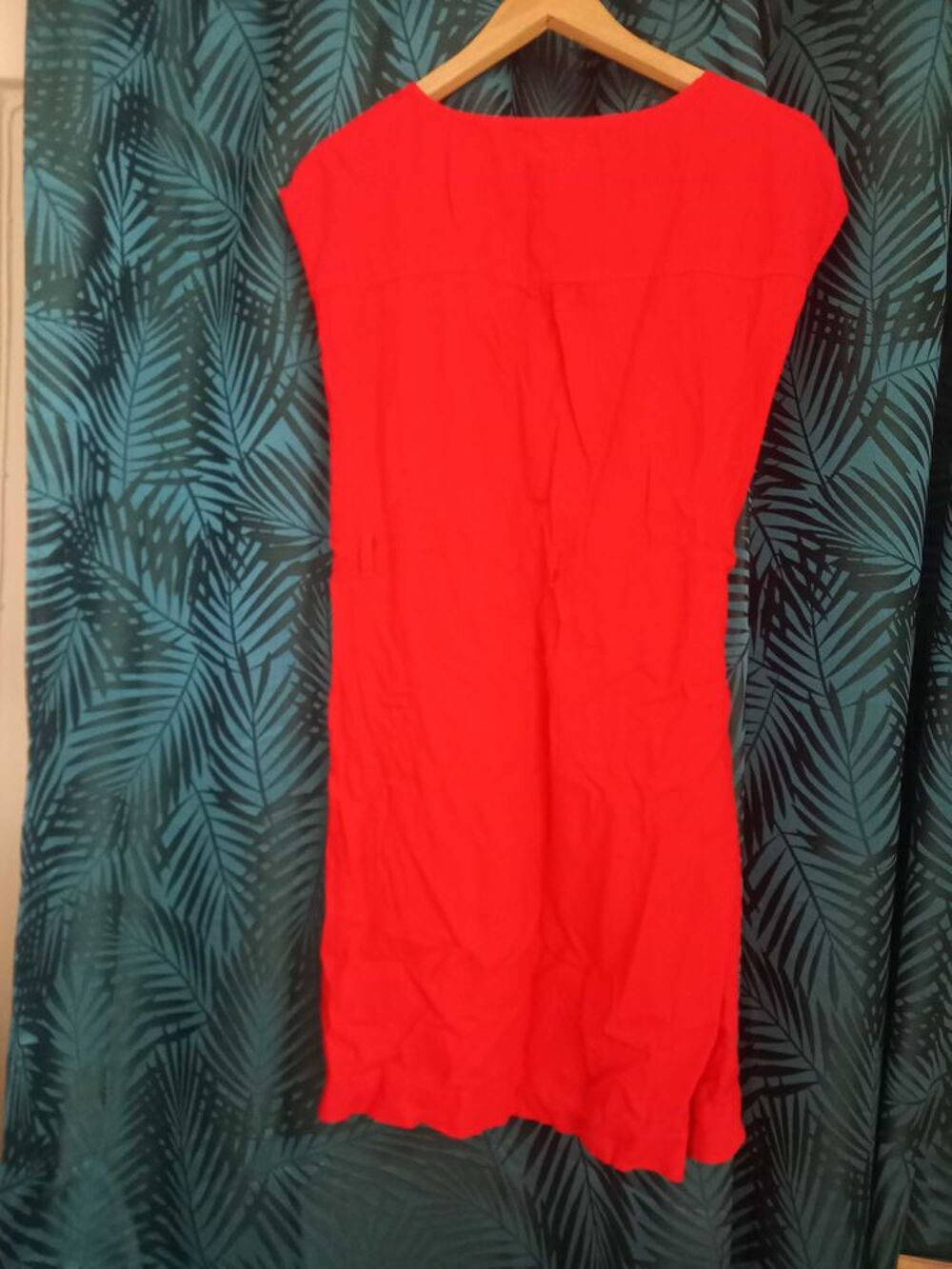 une jolie robe Vêtements