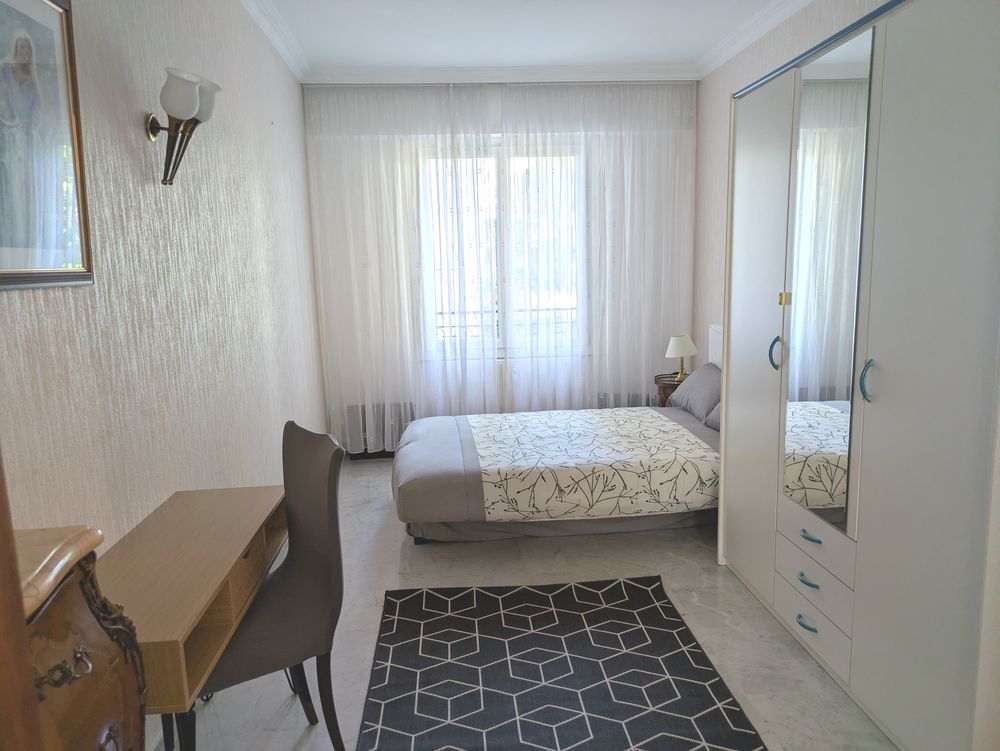 Location Appartement Meublé 2 chambres centre ville parking Nîmes