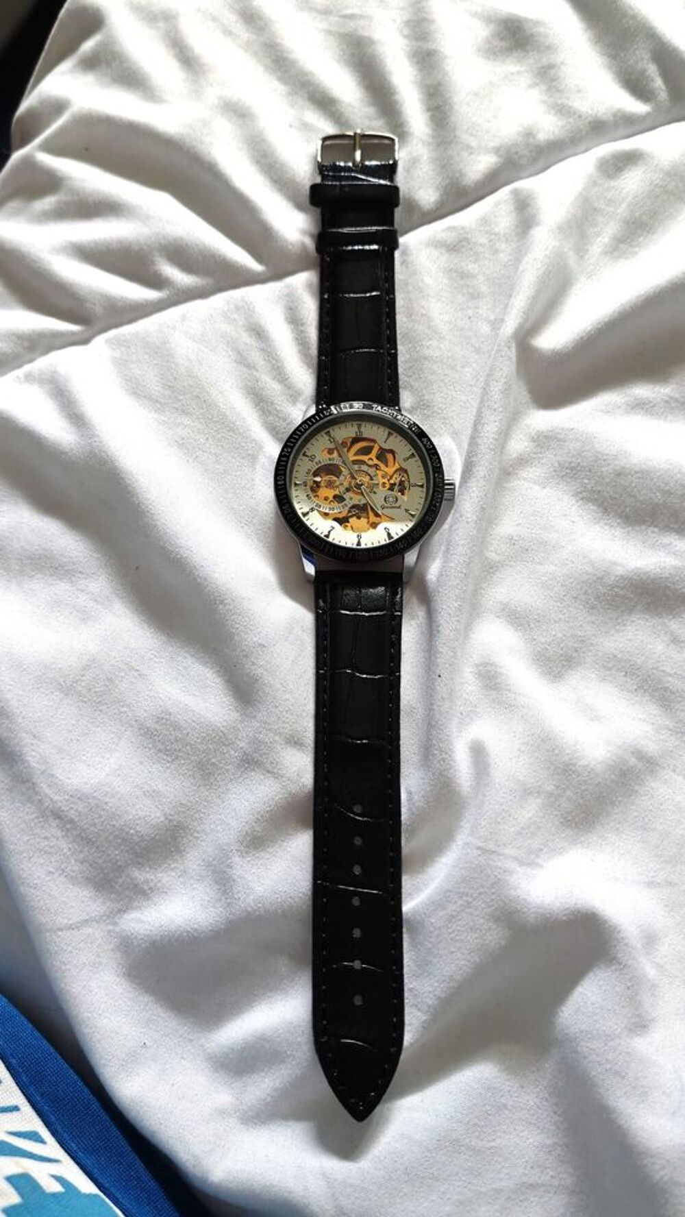 Montre automatique skeleton Gucamel €" m&eacute;canique visible €" excellent &eacute;tat Bijoux et montres