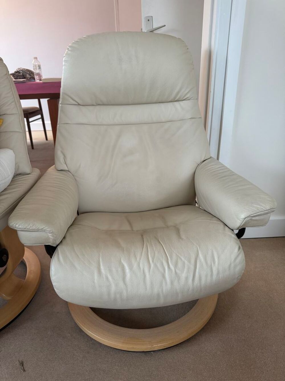 Fauteuil Relax Pivotant en Cuir Design Scandinave Meubles