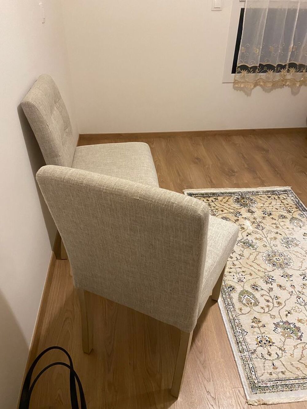 deux chaises quasi neuves Meubles