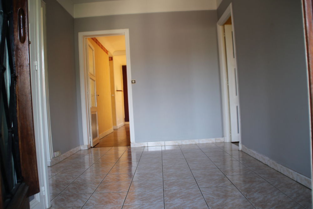Location Appartement appartement 5 pièces Ménil-sur-saulx