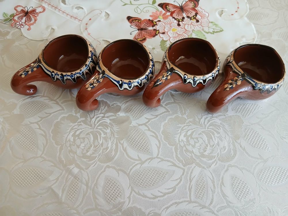 Quatre caquelons anciens gr&egrave;s fa&iuml;enc&eacute; marron fonc&eacute; N&deg;1458 Cuisine