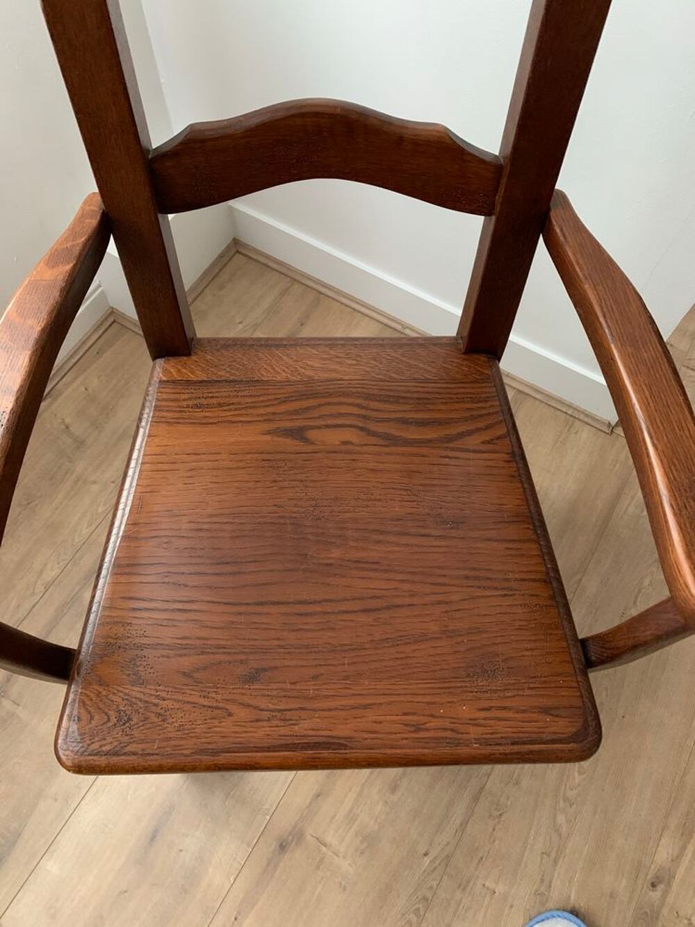 chaise avec accoudoirs Meubles