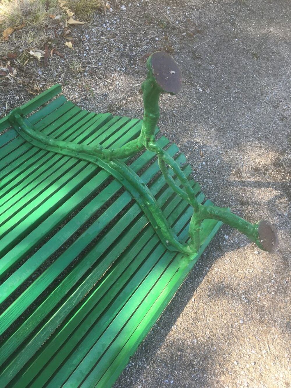 Banc de jardin pieds en fonte branche d'arbre Décoration