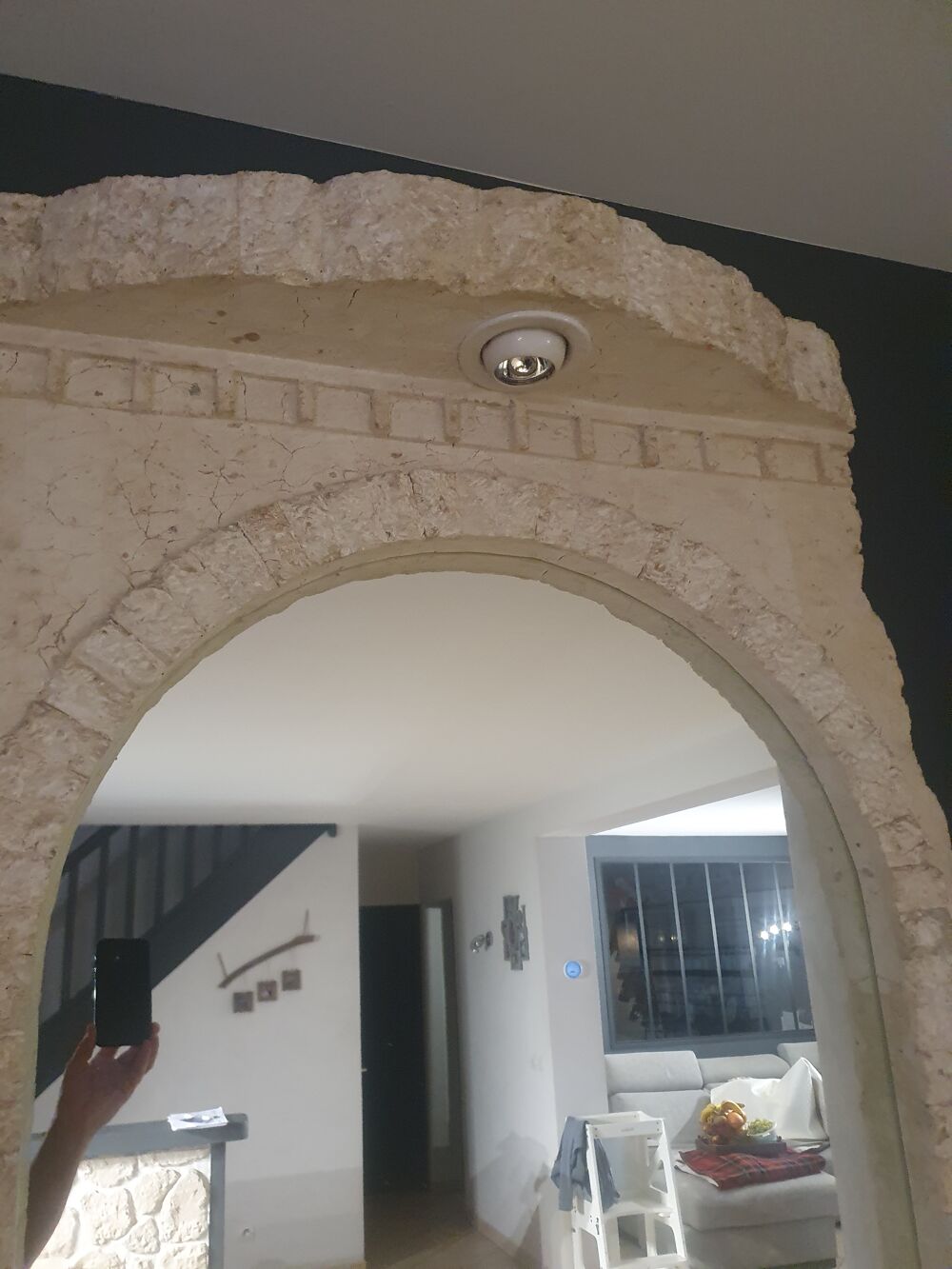 Salle &agrave; manger en pierre Meubles