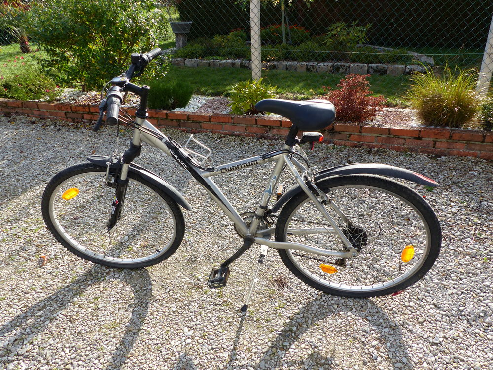 VELO VTT MIXTE ADULTE 26 &uml;POUCES
MARQUE/ QUANTUN SPORT755 V�los