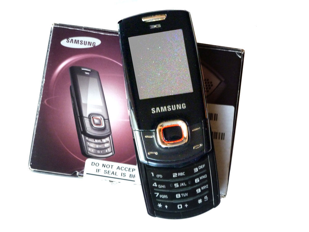 T&eacute;l&eacute;phone Portable Samsung C5130. T�l�phones et tablettes
