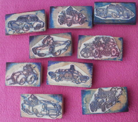 Lot de 9 tampons d'ecole en bois 4.5cm x8 cm Motif VEHICULES 18 Montauban (82)