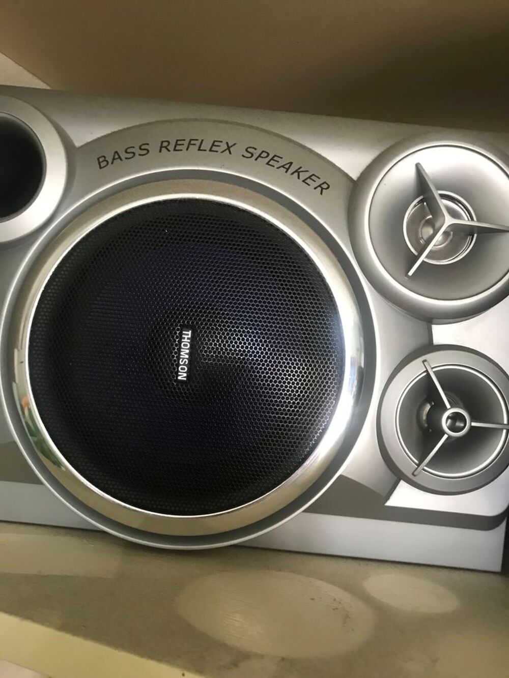 Cha&icirc;ne hi-fi dans l'&eacute;tat Audio et hifi
