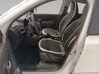 Twingo III E-Tech SL Urban Night 2023 occasion 08000 Charleville-M&eacute;zi&egrave;res