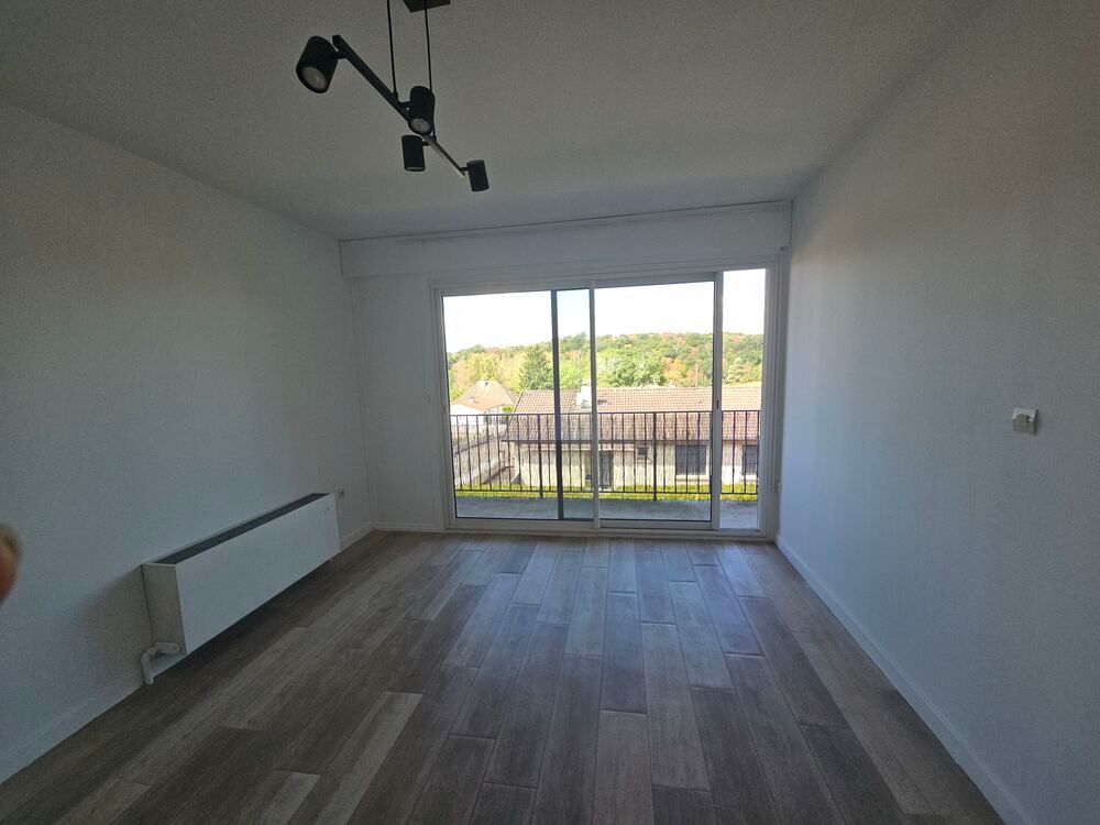 Location Appartement Appartement 44m2 avec balcon et garage clos 20m2. La clayette
