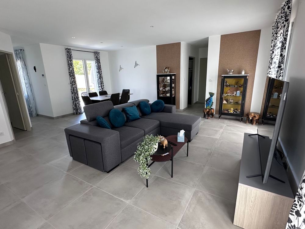Vente Maison Maison de plain-pied 2 chambres 94 m2 à CORME-ECLUSE 17600 Corme-Écluse