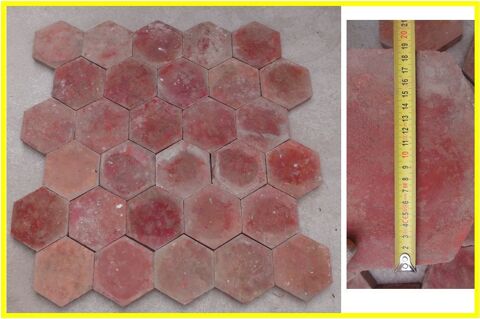 235 Pavé hexagonal en terre cuite - 7,8 m2 - 70 € le lot 1 Préaux-du-Perche (61)