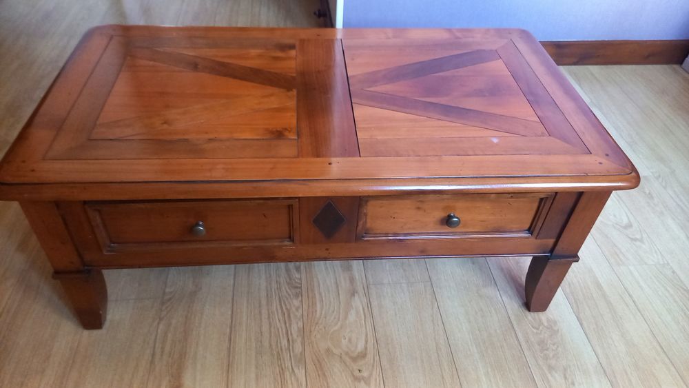 Table basse en merisier Meubles