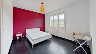  Appartement à louer 4 pièces 89 m²