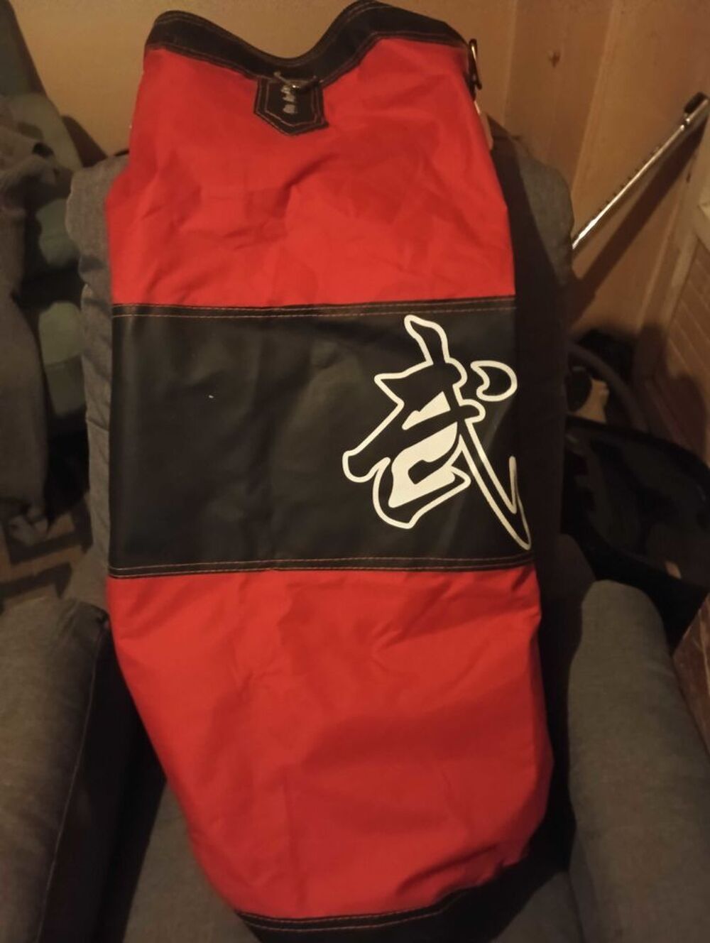 banc de musculation,sac de frappe+accessoires Sports